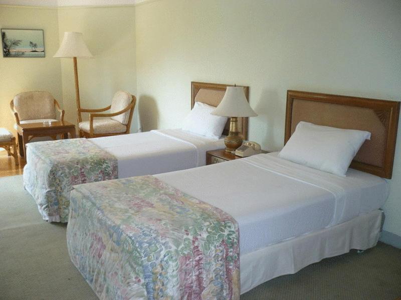 Palmeraie Beach Hotel, Rayong Ban Ang Luaran gambar